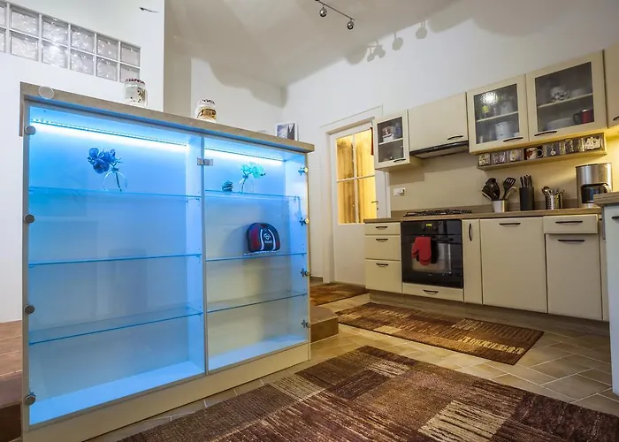 Luxury Air-conditioned In Old Town * Bratislava