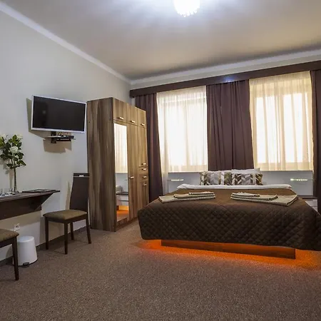 Habitación en casa particular Luxury Air-conditioned In Old Town Bratislava