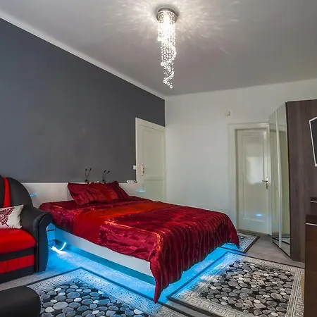 Luxury Air-conditioned In Old Town Habitación en casa particular *